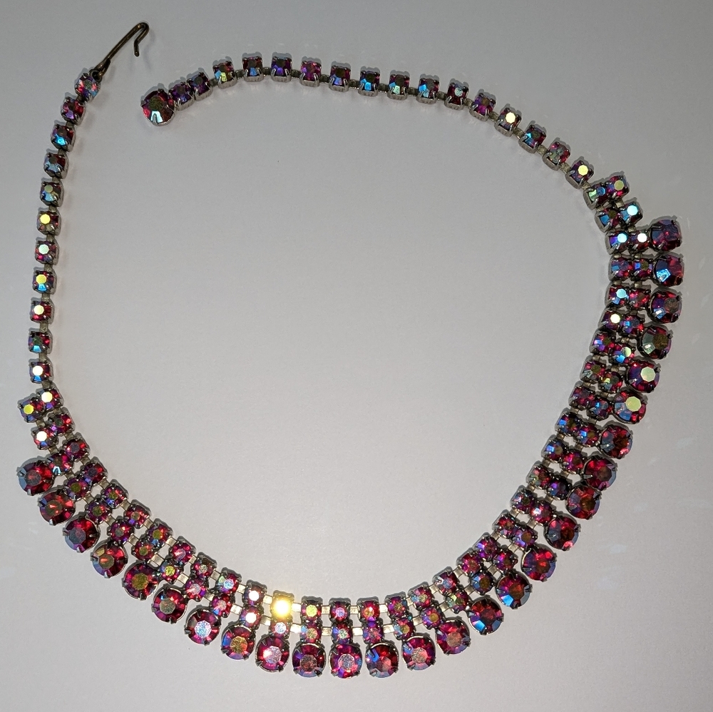 STUNNING EVC RED AB CRYSTAL NECKLACE